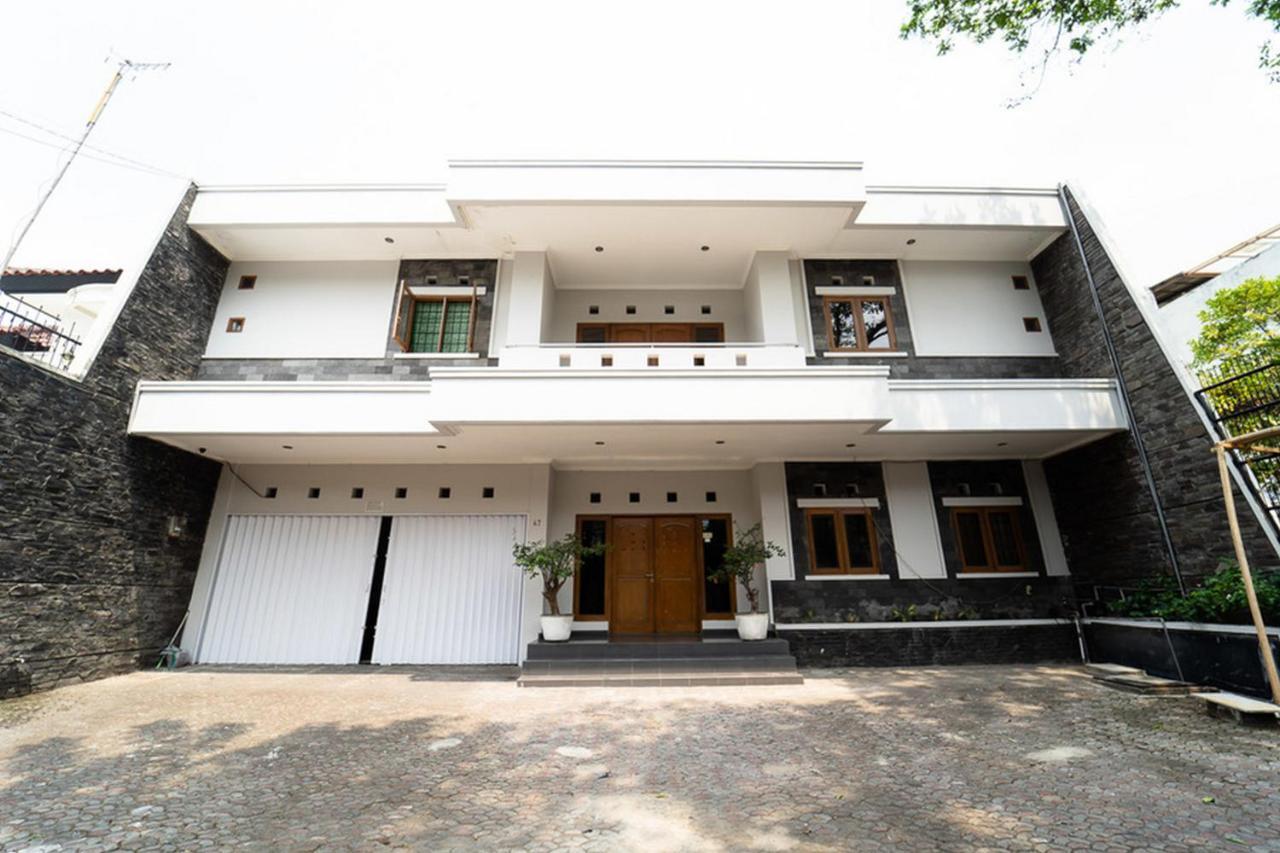 Koolkost Near Padjadjaran University - Minimum Stay 6 Nights Bandung Dış mekan fotoğraf